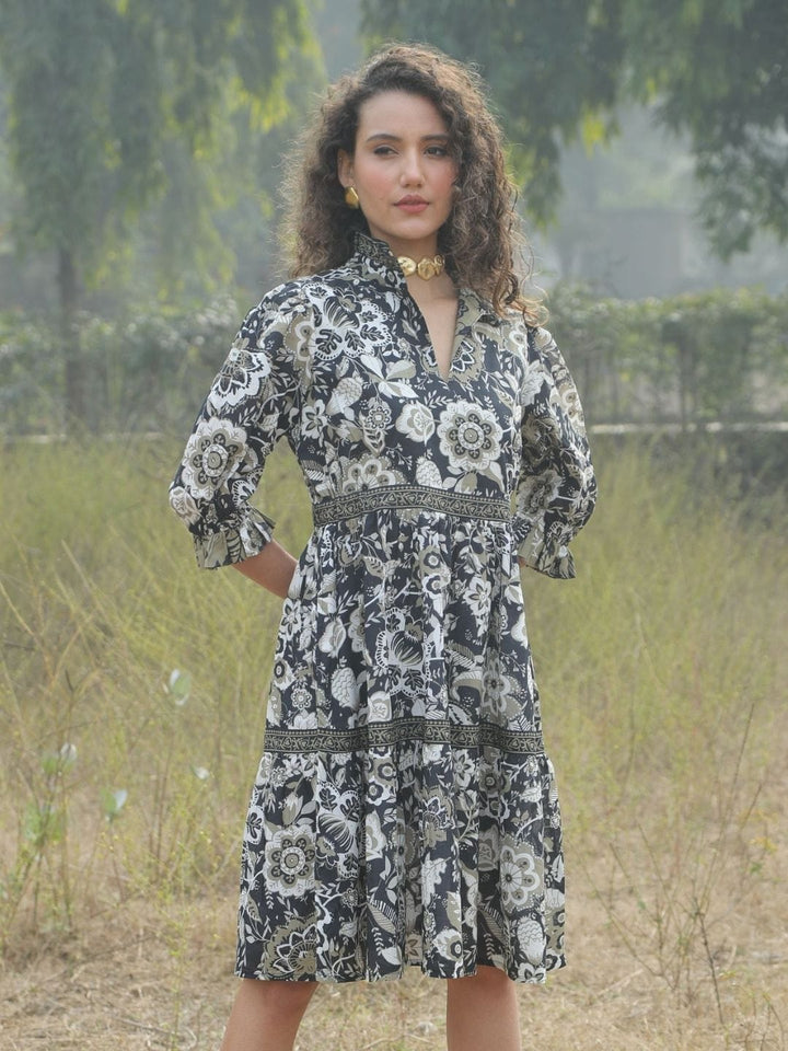 Avani Del Amour Dress Black & White Floral Print Tiered Shirt Dress