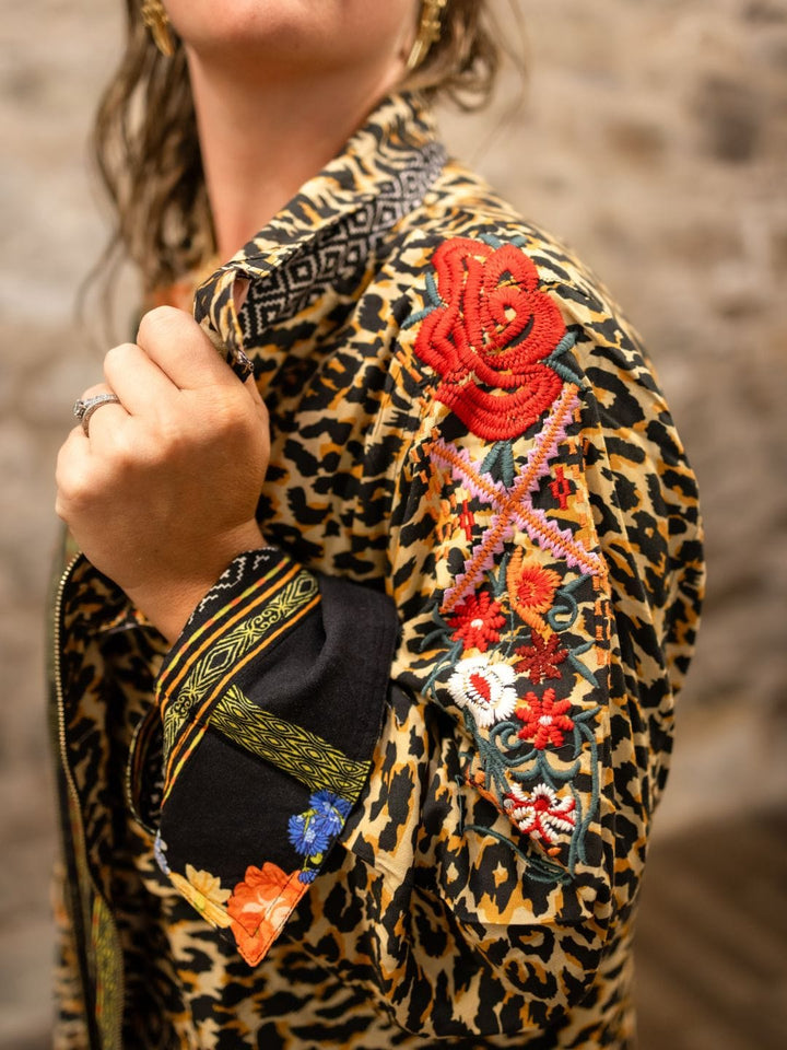 Avani Del Amour Jacket Leopard Print Embroidered Regular Jacket