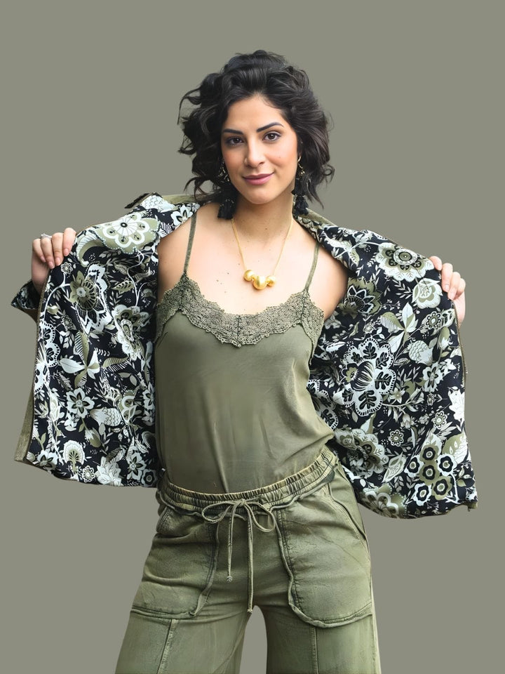 Avani Del Amour Jacket Vintage-Dyed Utility Jacket – Olive Green Cotton Twill