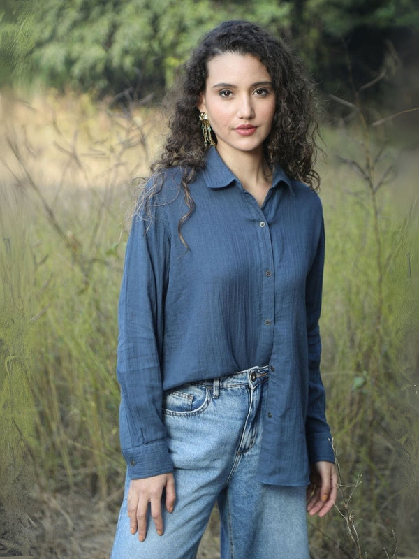 Avani Del Amour Shirt Boho Peace Sign Shirt in Denim Blue – Double Gauze Cotton