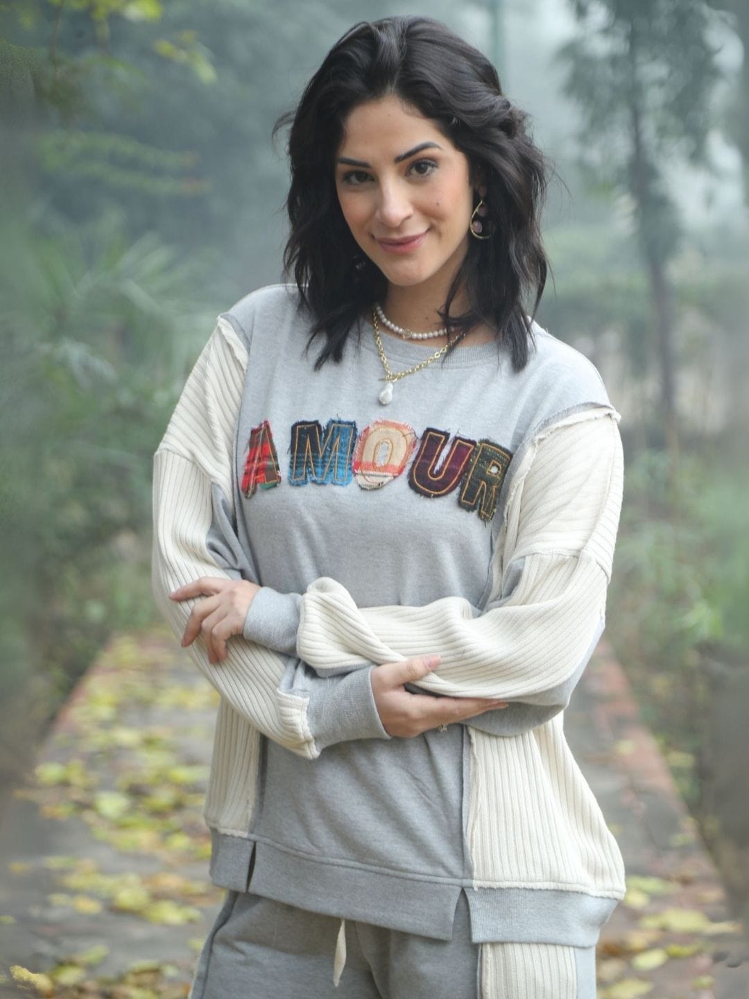 【美品】Ameri BIJOU MOTIF SWEAT Amour Everyday Embroidered Sweatshirt – Avani Del Amour