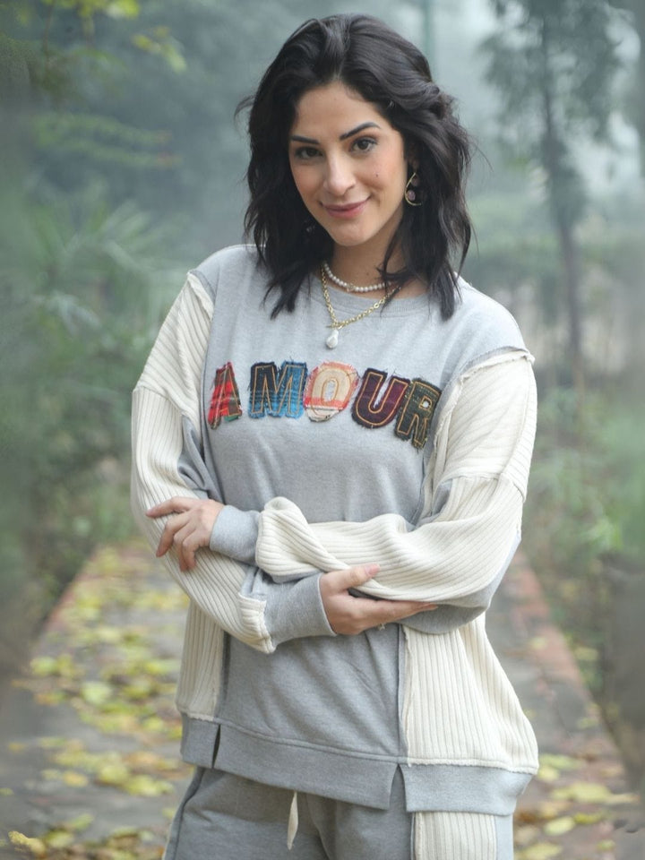 Avani Del Amour Sweatshirt Amour Everyday Embroidered Sweatshirt
