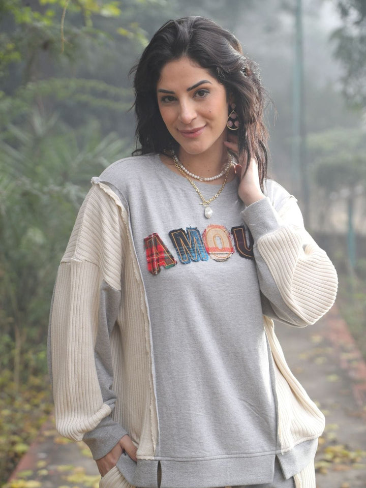 Avani Del Amour Sweatshirt Amour Everyday Embroidered Sweatshirt