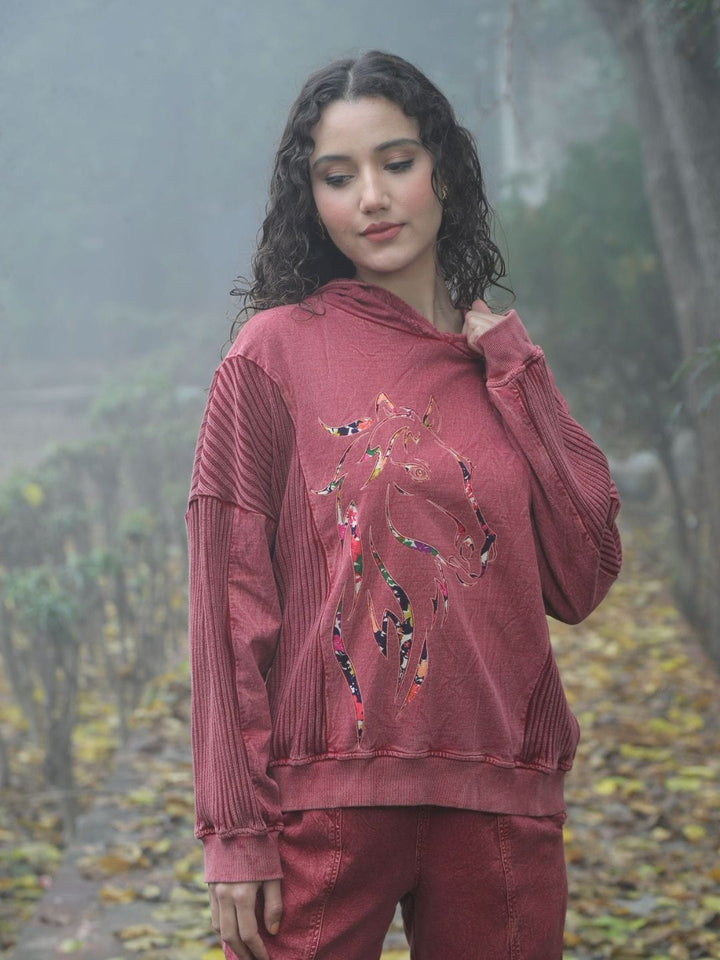 Avani Del Amour Sweatshirt Wine Red Rustic Horse Motif Hooded Sweatshirt