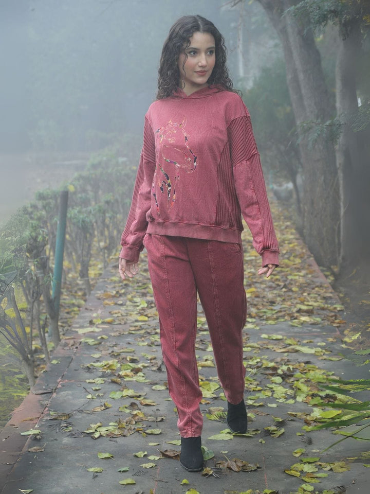 Avani Del Amour Sweatshirt Wine Red Rustic Horse Motif Hooded Sweatshirt