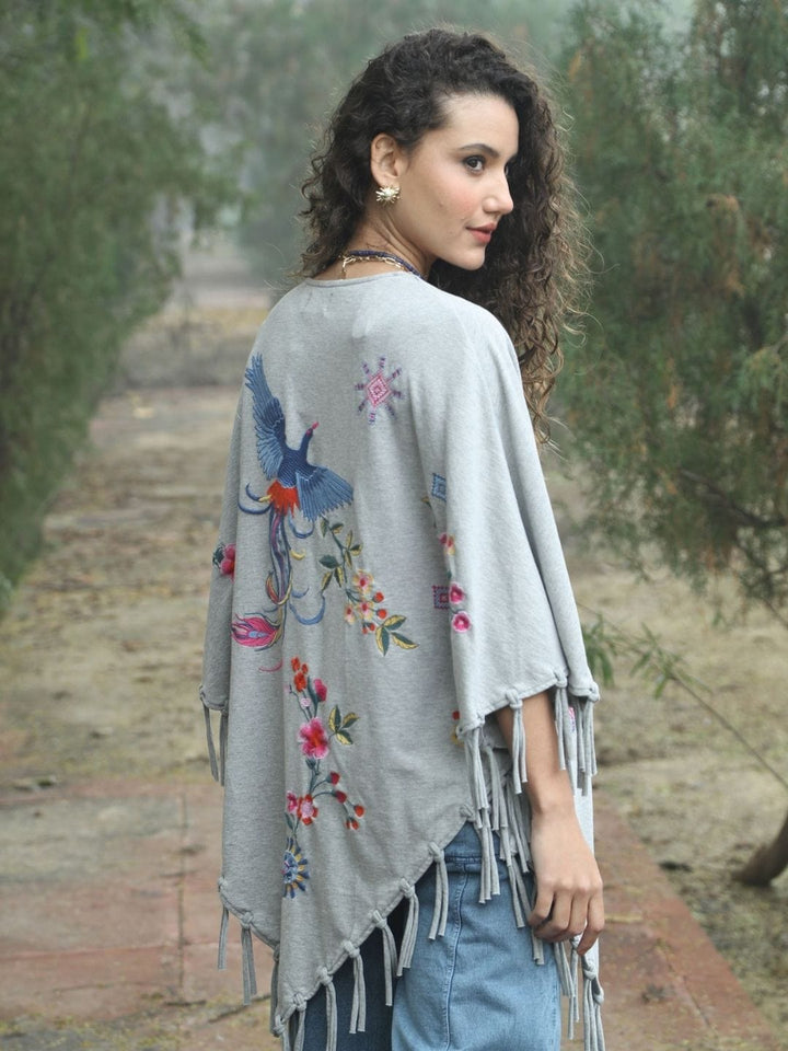 Traditions & Modernity Kimono Boho Bloom Embroidered Fringe Kimono – Grey