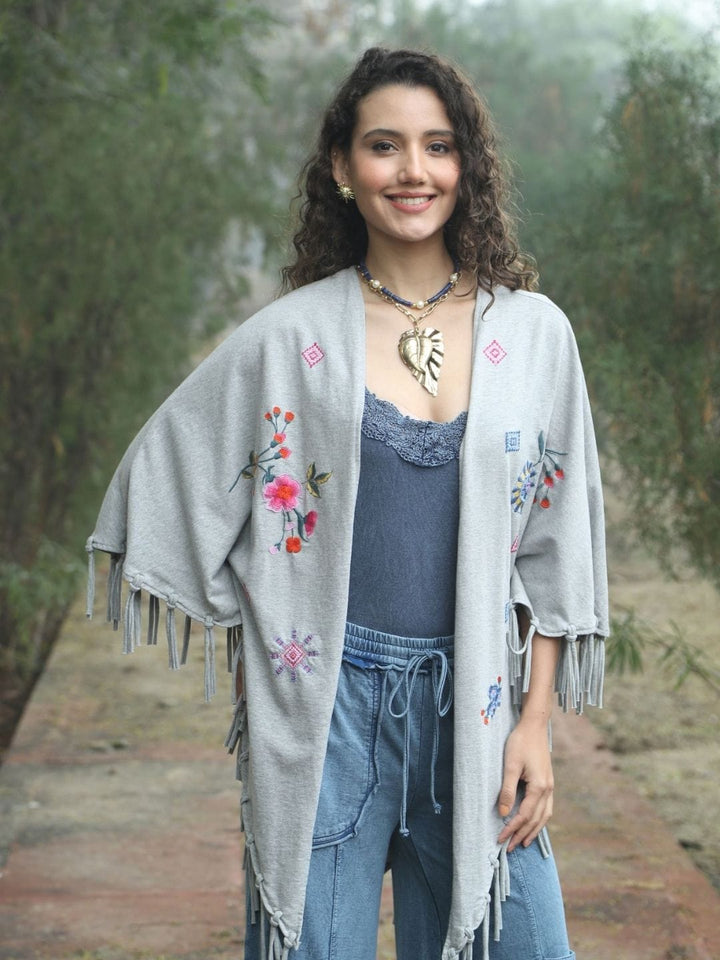 Traditions & Modernity Kimono Boho Bloom Embroidered Fringe Kimono – Grey