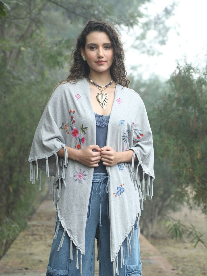 Traditions & Modernity Kimono Boho Bloom Embroidered Fringe Kimono – Grey