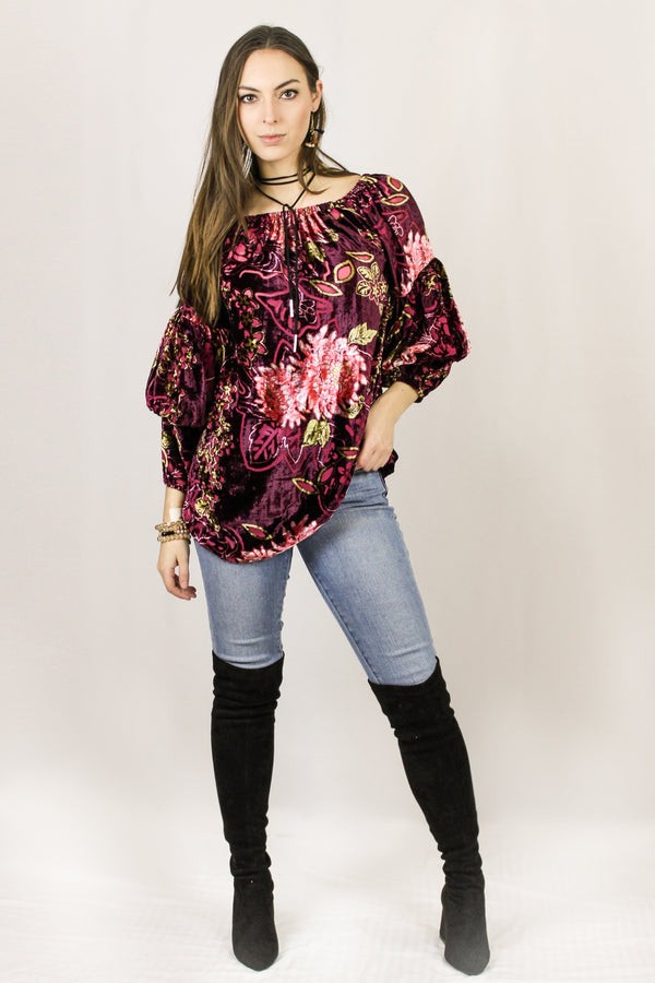 Avani Del Amour TOP Beautiful Being Velvet Tunic