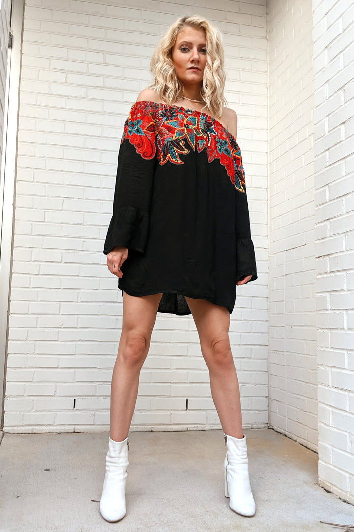 Avani Del Amour TOP Fall Foliage Off the Shoulder Tunic