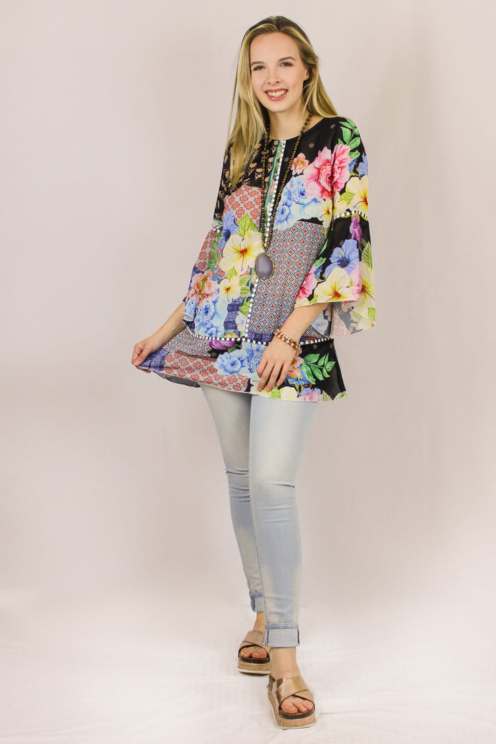 Avani Del Amour TOP Follow Me With Flowers Tunic