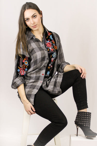 Avani Del Amour TOP Meet Me In Malaga Plaid Embroidered Velvet Button Down