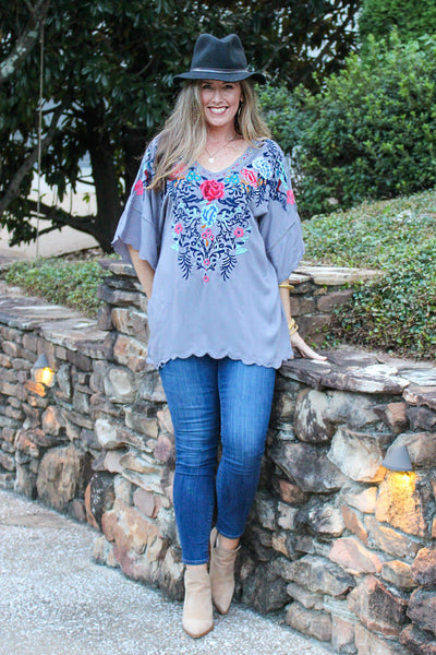 Avani Del Amour TOPS Sweet and Scalloped Embroidered Tunic
